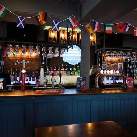 White Hart, Newmarket By Marston'S Inns Buitenkant foto